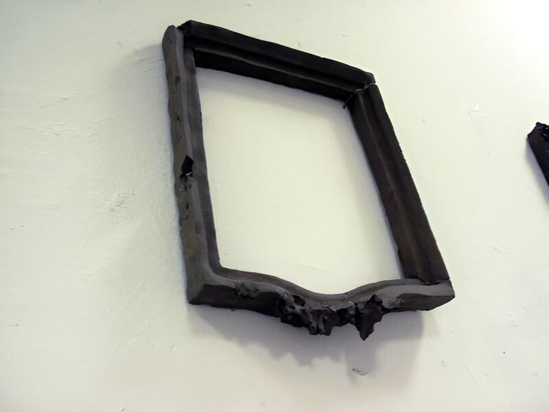 NicolasKaragiannis, art contemporain, artiste peintre, création artistique | Contemporary art, painter, artistic creation, céramiques, installations, cadres